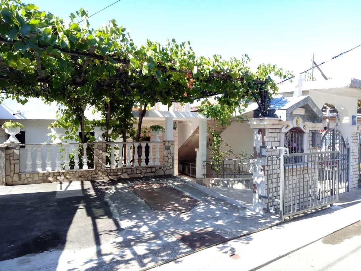 Marijan apartments Crikvenica Buitenkant foto